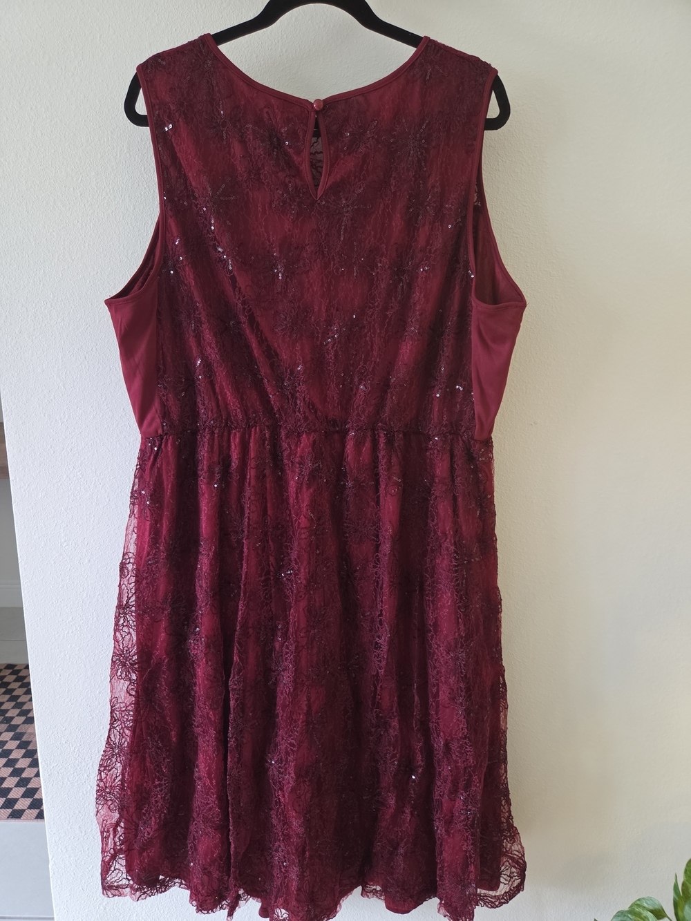 BloomChic Wine Lace Midi Dress with Sparkle - Picture 4 of 6